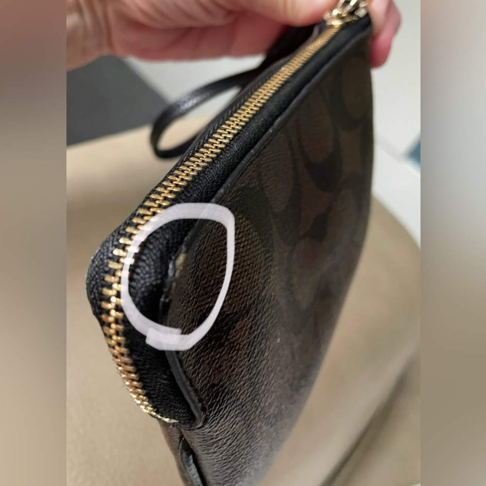 **EUC** COACH Wristlet/Zippered Wallet - Brown/Black - 4” x 6” x 1/2” - Picture 14 of 14